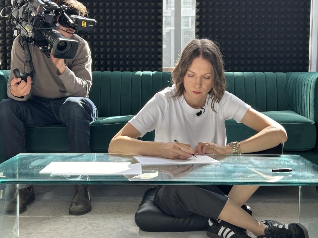 Zuzana Smatanová v  dokumentárnom cykle Opri sa o mňa.