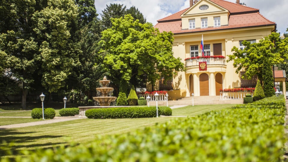 Diplomati musia veľvyslanectvo Ruskej federácie a taktiež aj našu krajinu opustiť do niekoľkých dní.