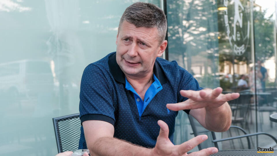 Marián Ružbarský sa pre náš portál vyjadril, že išlo o veľmi sporné momenty a všetko sa bude riešiť na zasadnutí budúci týždeň.