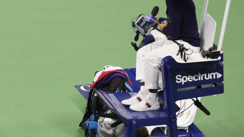 Serena vo finále US Open besnila, odniesol si to empajrový rozhodca.
