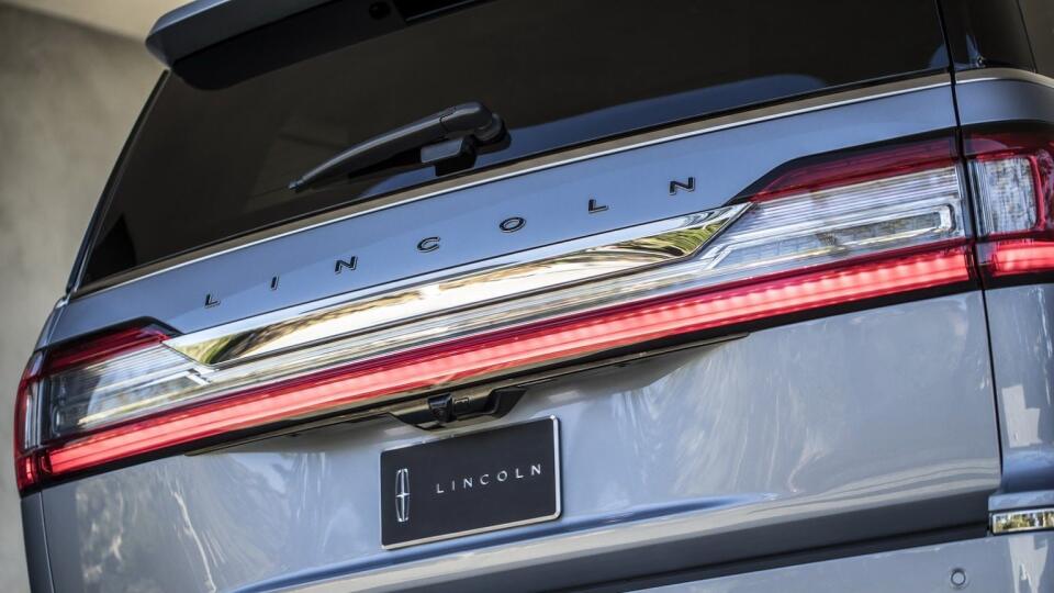 Lincoln Navigator