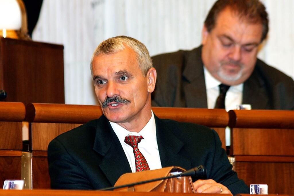 Krajčí bol pred súdom pre zmarené referendum. Konanie trvalo 5 minút