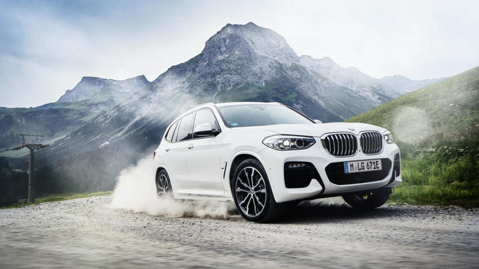 BMW X3 xDrive30e.