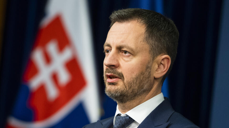Na snímke dočasne poverený predseda vlády SR Eduard Heger (OĽaNO) počas tlačovej konferencie k aktuálnem politickému dianiu v Bratislave 10. februára 2023. FOTO TASR - Jaroslav Novák