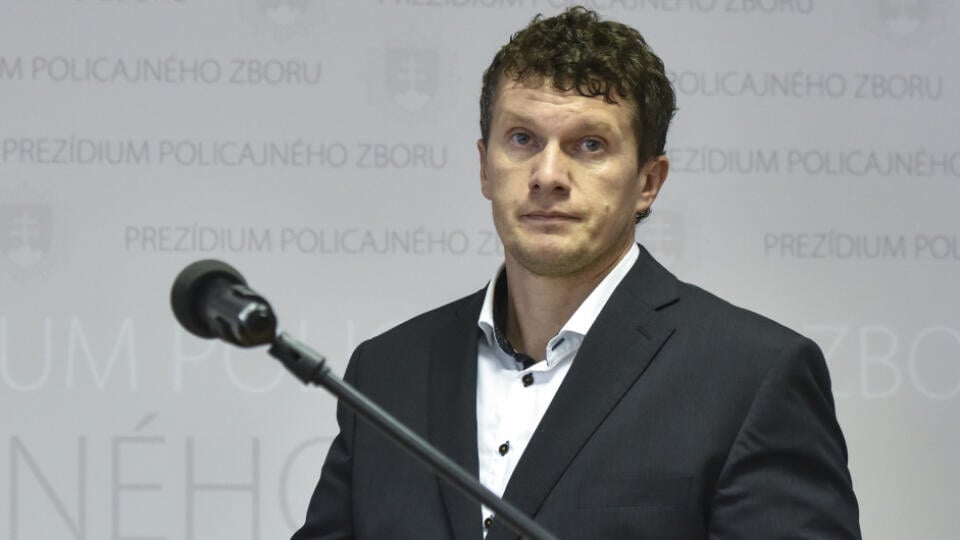 Na snímke riaditeľ národnej protizločineckej jednotky NAKA Branislav Zurian počas tlačovej konferencie o skončení vyšetrovania prípadu vraždy Ernesta Valka v Bratislave 21. augusta 2018. FOTO TASR - Pavol Zachar