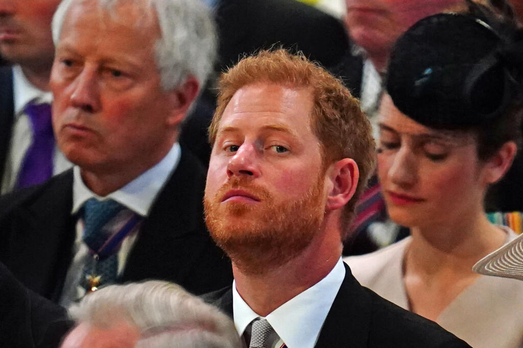 Princ Harry na oslavách platinového jubilea kráľovnej Alžbety počas bohoslužby v kostole sv. Pavla.