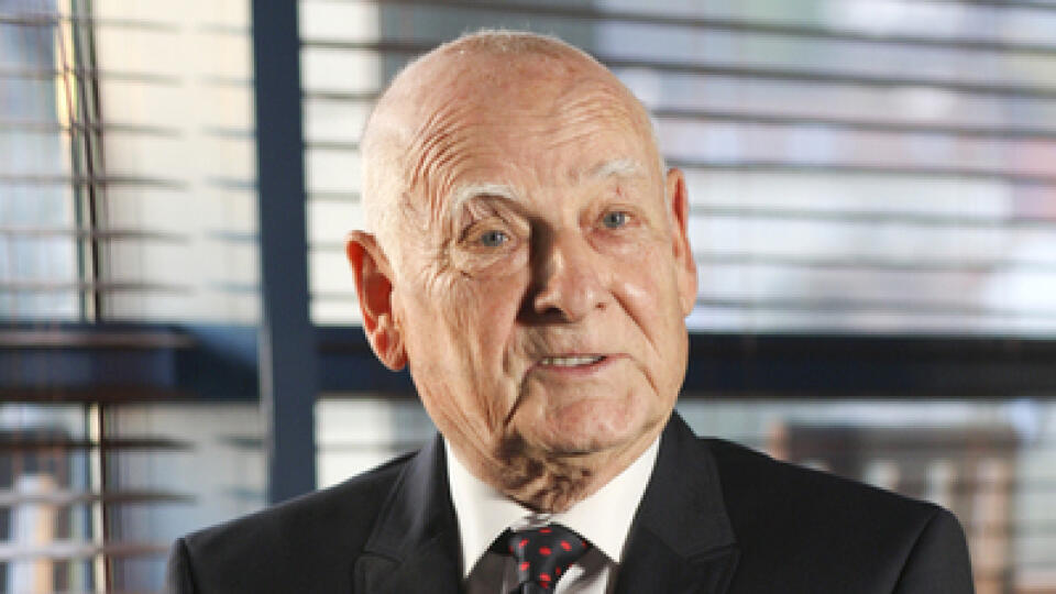 Svetoznámy kostýmový výtvarník Theodor Pištěk (82) si prevzal cenu na Medzinárodnom filmovom festivale v Bratislave.