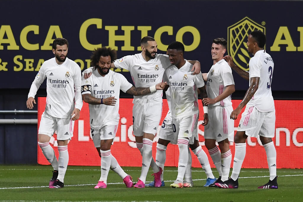Európska futbalová únia (UEFA) začala v stredu disciplinárne konanie s Realom Madrid, FC Barcelona a Juventusom Turín, teda tromi klubmi, ktoré sa ešte nezriekli projektu vytvorenia Európskej Superligy (ESL).