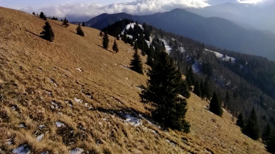 Na snímke turistická trasa na vrch Lysec vo Veľkej Fatre.