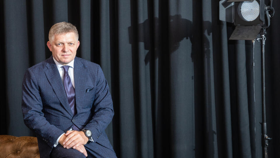 Na snímke je bývalý Predseda vlády Slovenskej republiky a predseda ľavicovej politickej strany SMER-sociálna demokracia Robert Fico.
