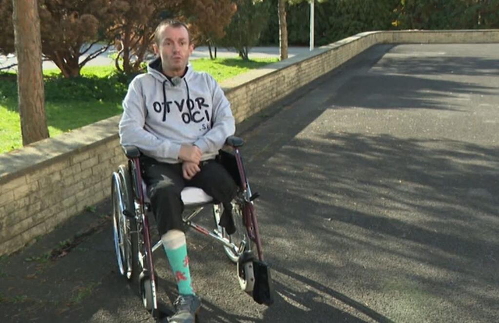 Bývalý moderátor Dag Palovič je tri mesiace po nehode opäť odhodlaný naplno žiť a tak bojuje zo všetkých síl.