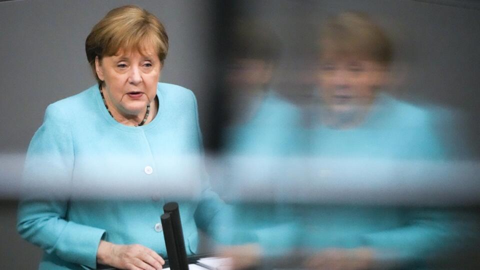 JB 25 Berlín - Nemecká kancelárka Angela Merkelová počas prejavu na zasadnutí nemeckého parlamentu Bundestag pred summitom EÚ v Berlíne 24. júna 2021. FOTO TASR/AP
German Chancellor Angela Merkel delivers her specs ahed of a EU summit at the German parliament Bundestag in Berlin, Germany, Thursday, June 24, 2021. (AP Photo/Markus Schreiber)