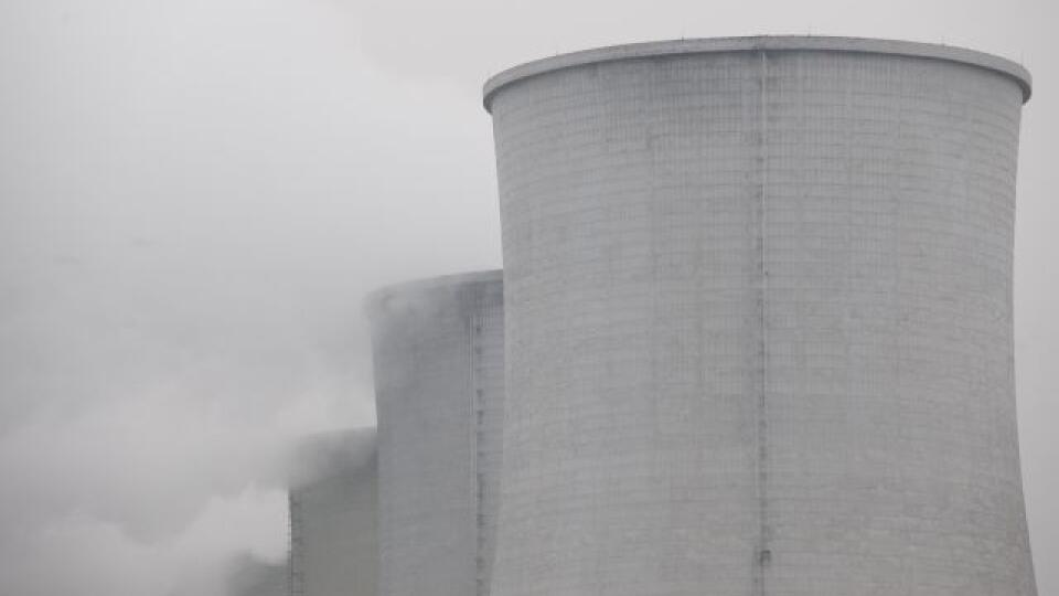 jadrov? at?mov? energia elektr?re? odstavovanie druh? blok V1reaktor E? ukon?enie 2025 chladiace kom?ny