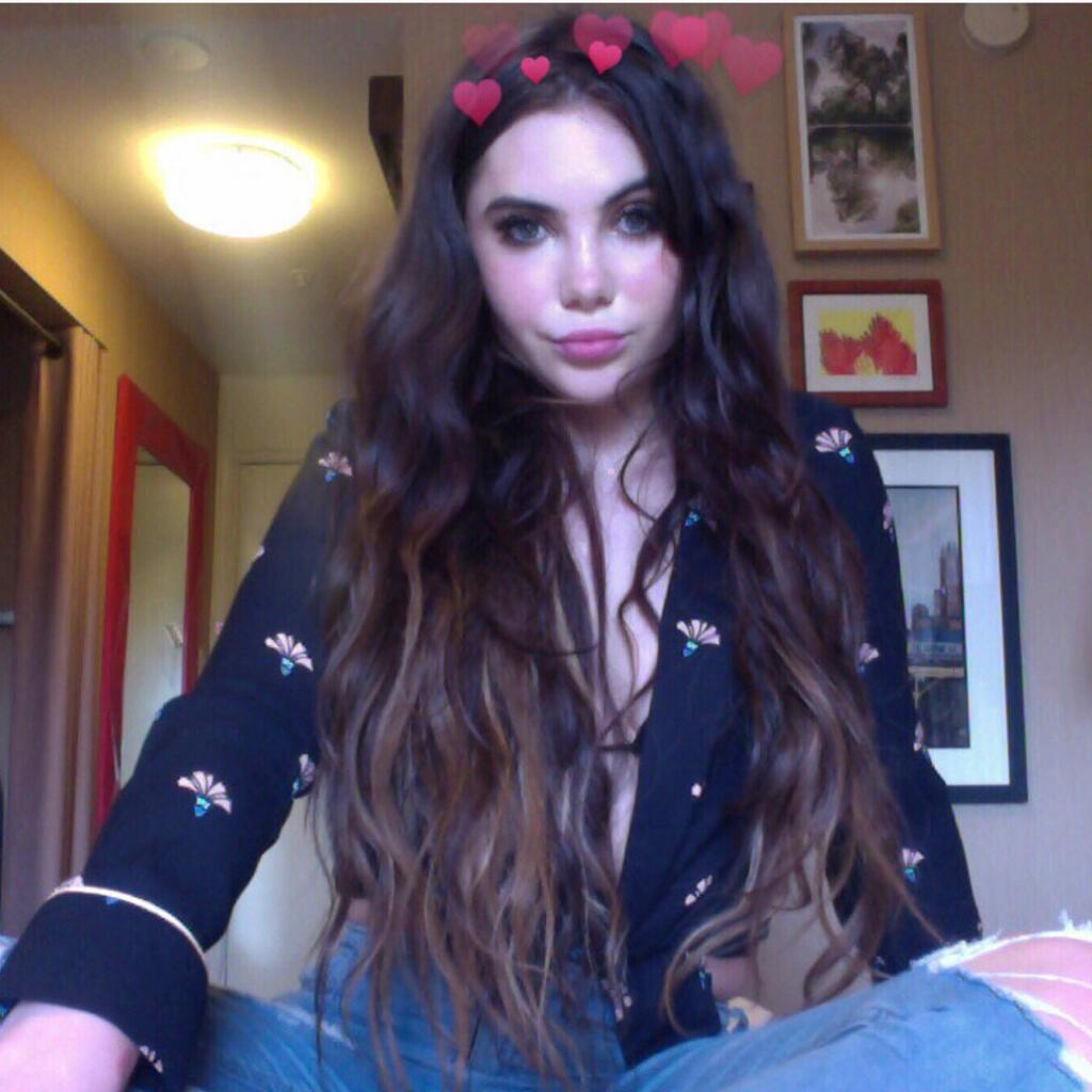 Sexi McKayla Maroney sa opäť vyz'vyvo prezentuje na sociálnych sieťach.