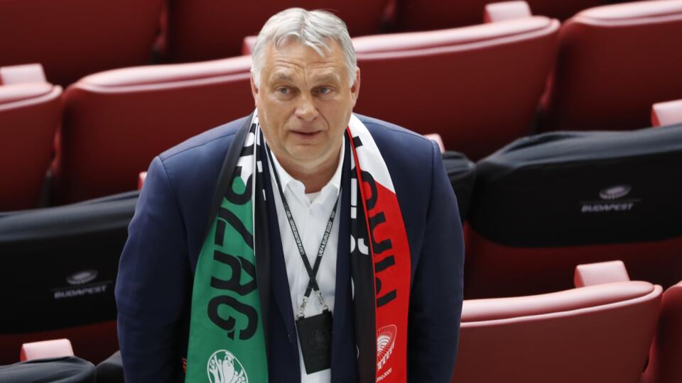 KK25 Budapešť - Maďarský premiér Viktor Orbán pred zápasom F-skupiny Maďarsko - Portugalsko na ME vo futbale 14. júna 2021 v Budapešti. FOTO TASR/AP
Hungary's Prime Minister Viktor Orban attends the Euro 2020 soccer championship group F match between Hungary and Portugal at the Ferenc Puskas stadium in Budapest, Hungary, Tuesday, June 15, 2021. (AP Photo/Laszlo Balogh, Pool)