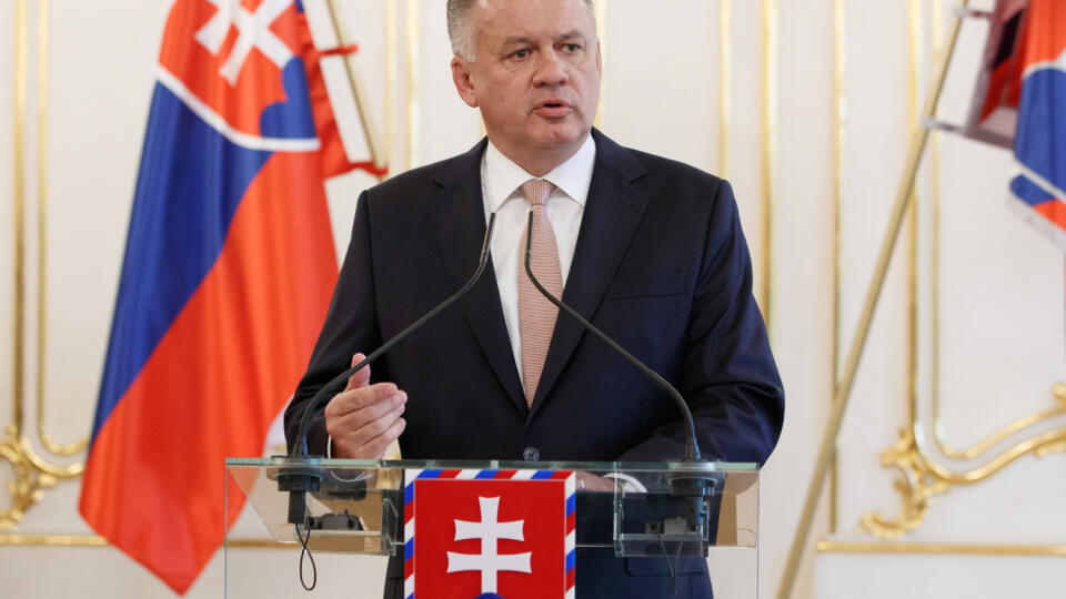 Prezident SR Andrej Kiska má problémy kvôli svojej predvolebnej kampani.