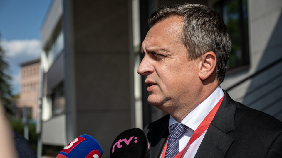 Na snímke Andrej Danko po voľbe predsedu strany počas snemu SNS, ktorý sa koná v budove mestkého úradu v Liptovskom Mikuláši.