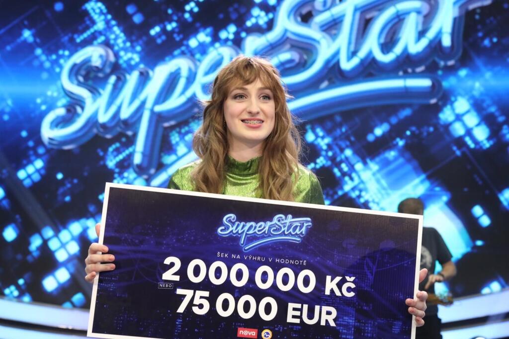 KÚPI SI TLMIČE Víťazkou sa nakoniec stala Barbora, ktorá získala aj slušný balík peňazí.