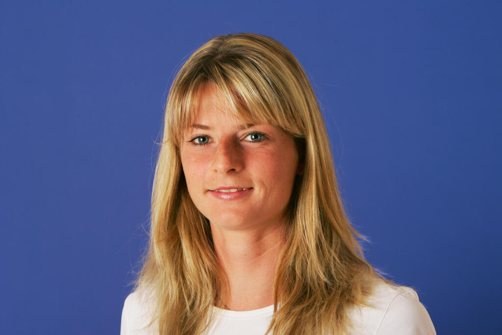 O tri roky neskôr v roku 2005 hrávala Martina Suchá už s dlhými vlasmi.