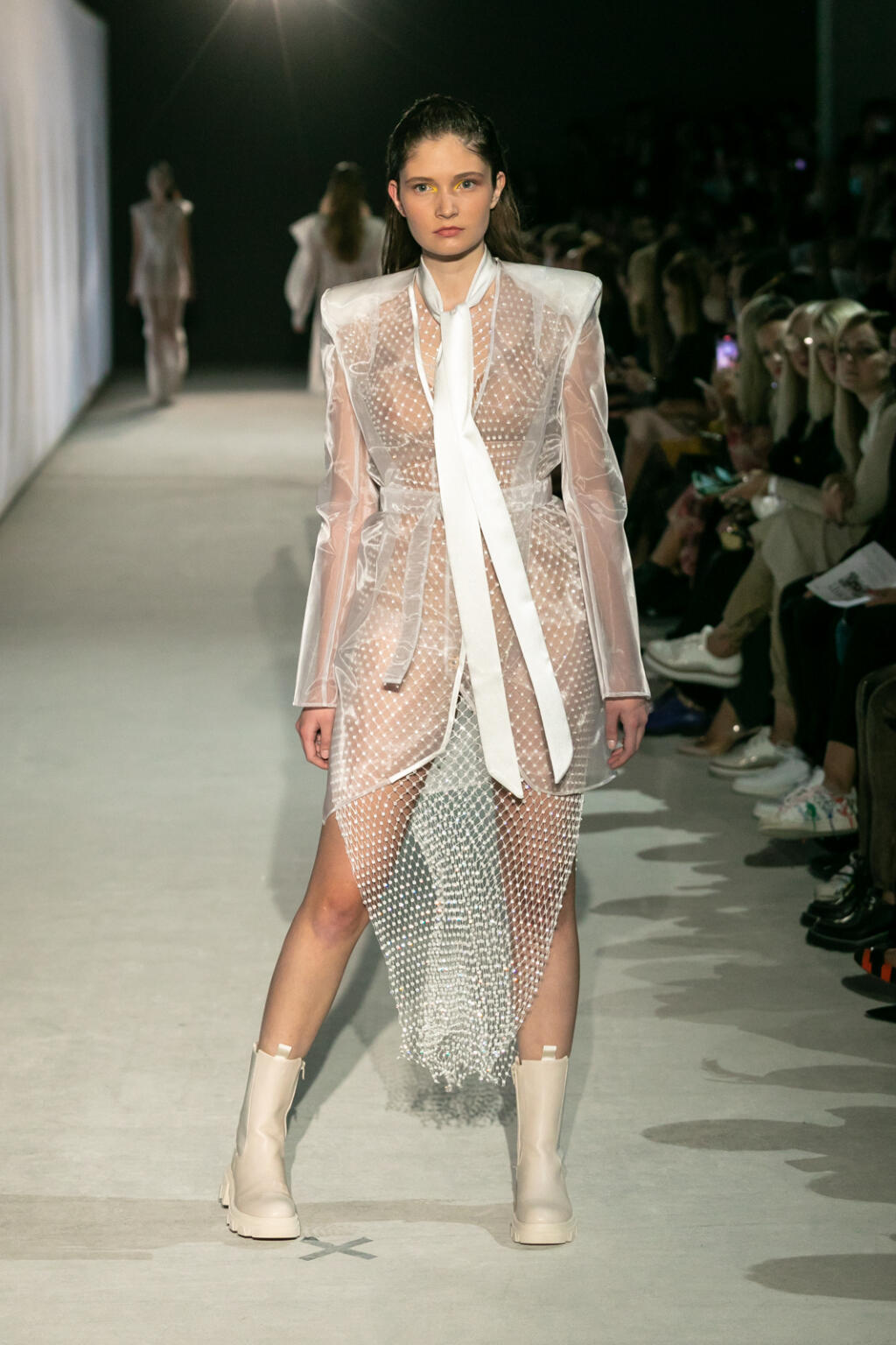 Kolekcia Narcissus dizajnéra Borisa Hanečku na Fashion LIVE! 2021.