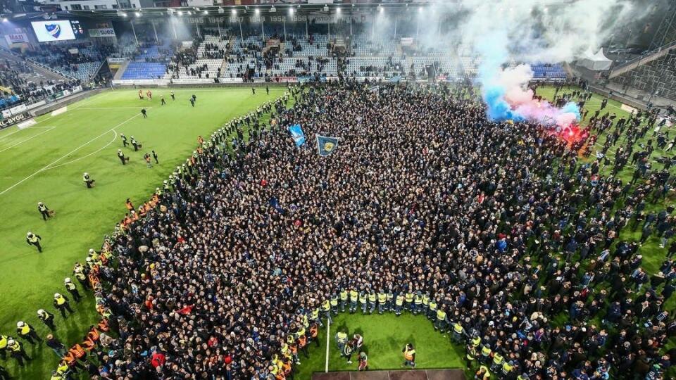 V Djurgaardene sa oslavuje titul po štrnástich rokoch.