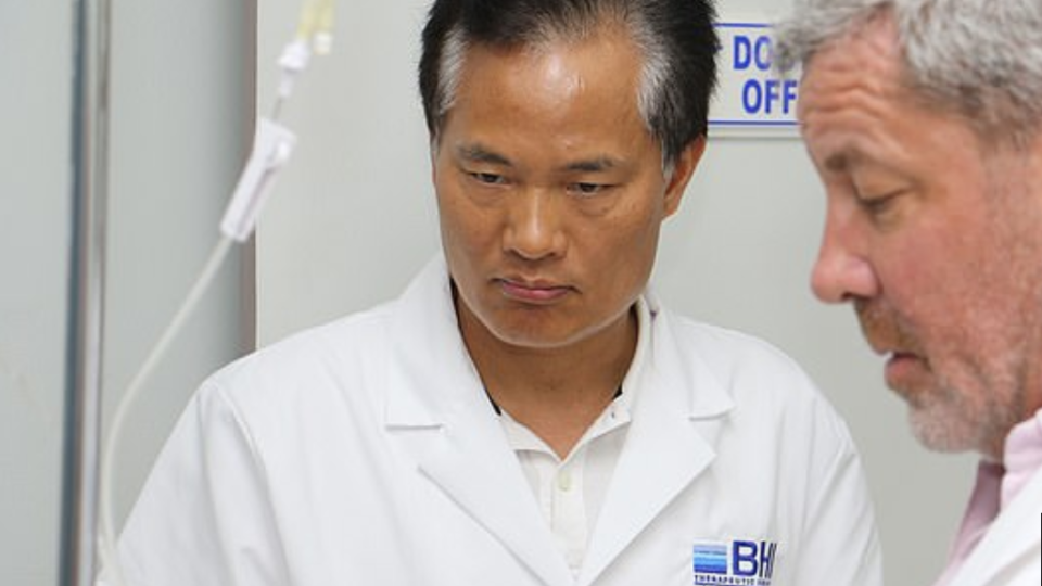 Doktor Dongcheng Wu