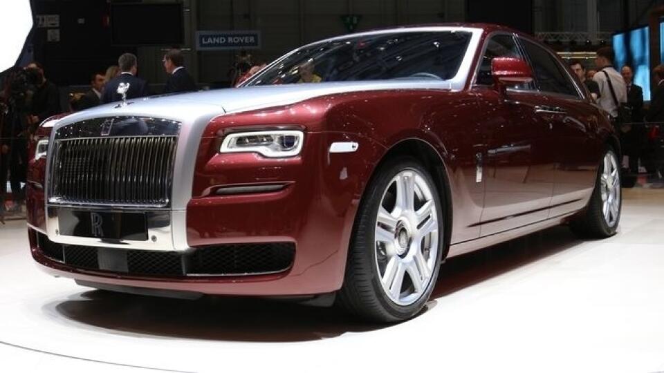 Rolls-Royce Ghost naživo