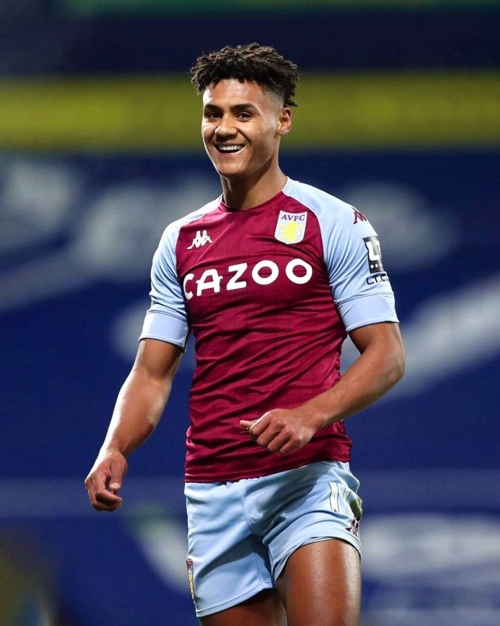 Ellie Alderson a Ollie Watkins