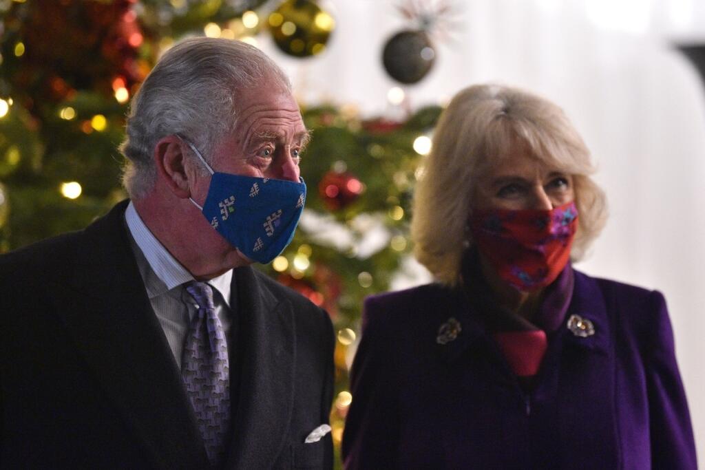 Nie je jasné, kde bude tráviť sviatky princ Charles s Camillou.