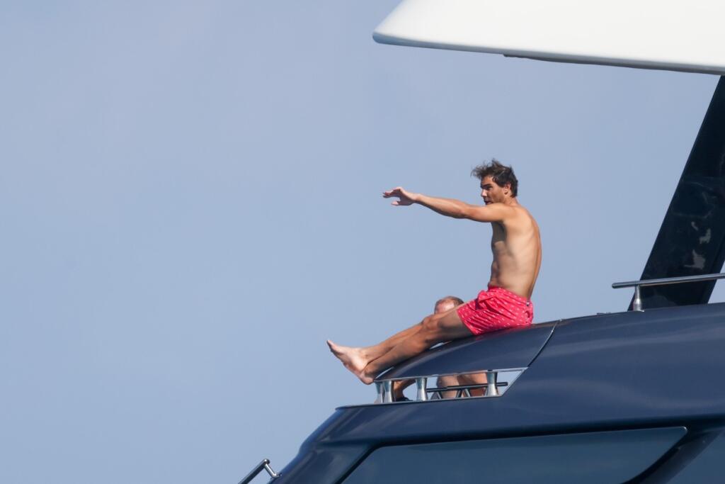 Rafael Nadal more miluje a cíti sa na ňom ako ryba vo vode.