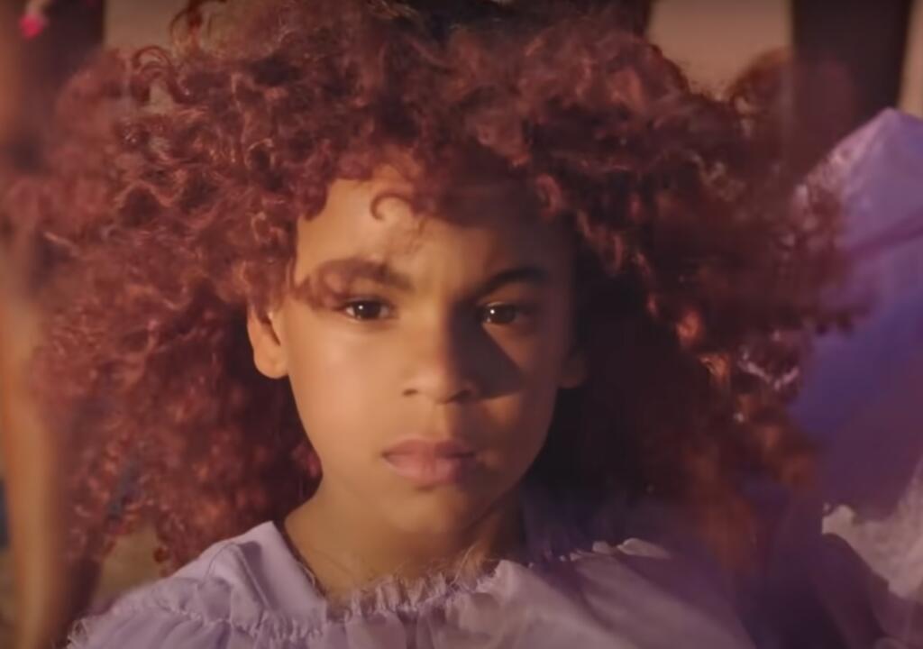 Prvorodená dcéra Beyoncé a Jay-Z Blue Ivy: Na slávnych rodičov sa podobá.