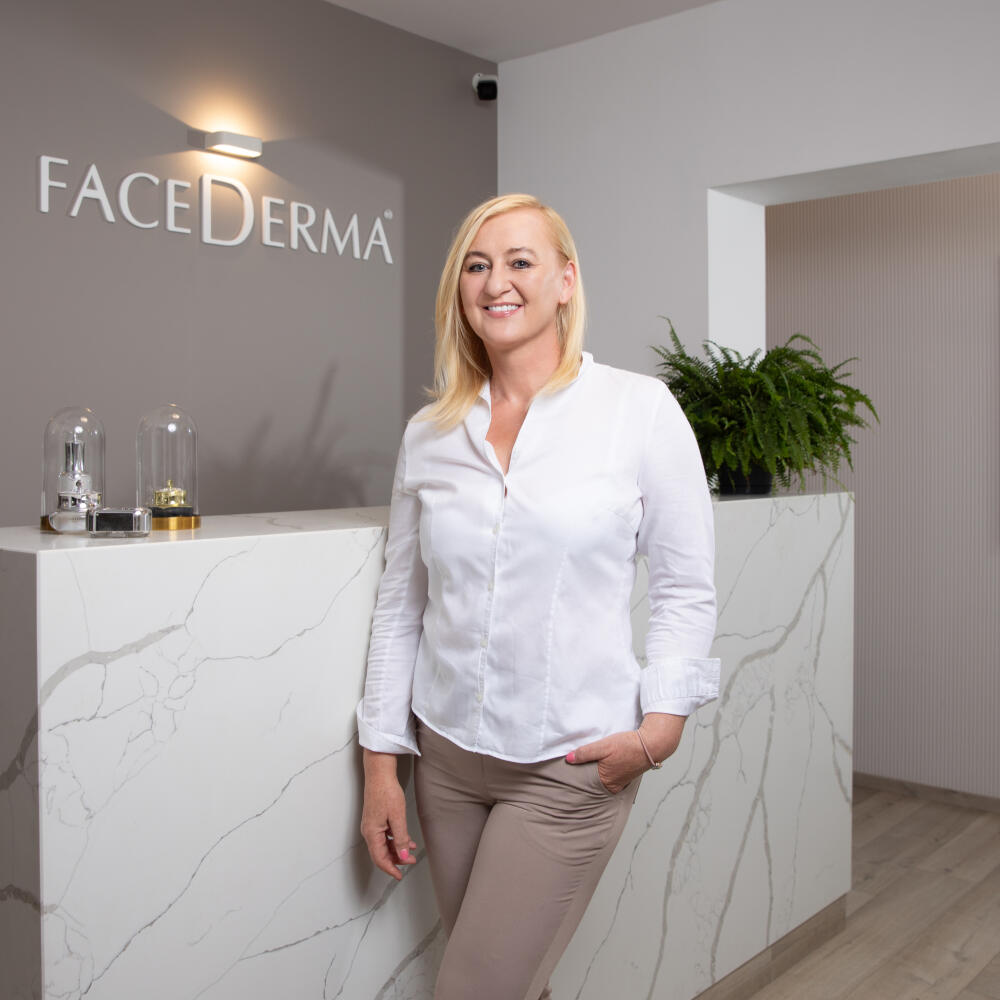 VIERA ONDRÍKOVÁ, Facederma