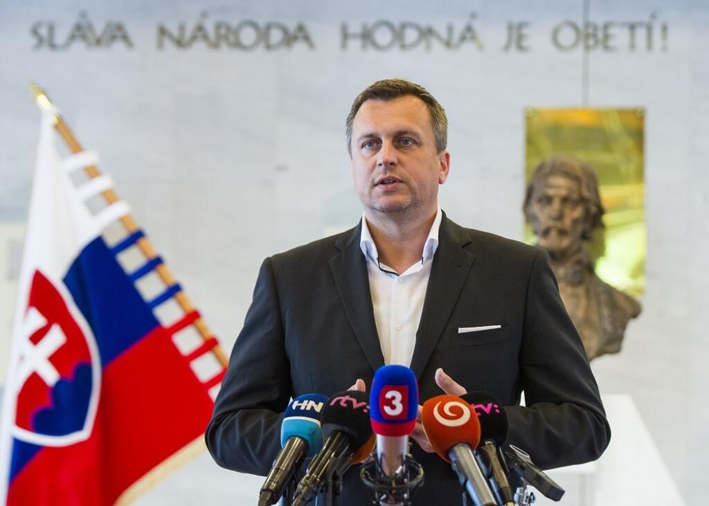 SR anketa Homofób roka cena organizátori NR SR Danko BAX