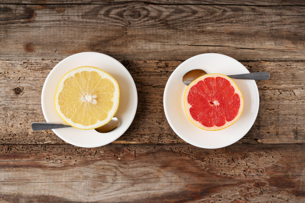 Grapefruit stimuluje odbúravanie tukov v pečeni.