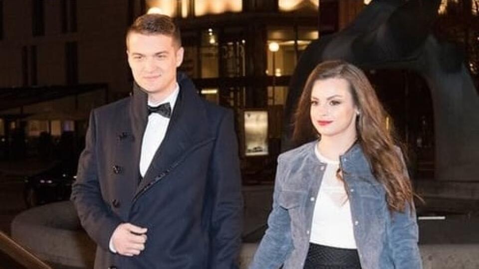 Spomínaný Viktor Vincze. Pred 4 rokmi ešte tvoril pár s divadelníčkou Evou.