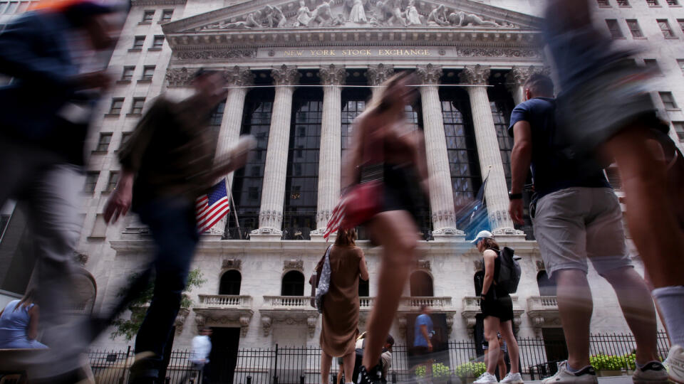 Global Stock Markets Rise On Expectations Of Fed Rate Hike