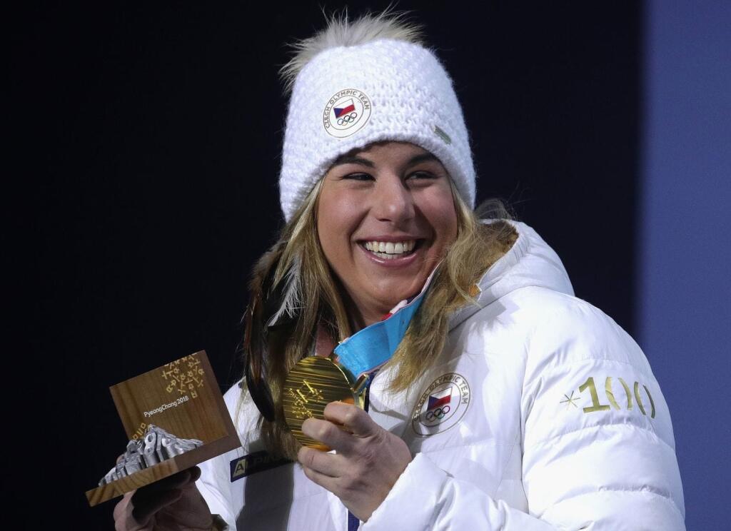 Česka Ester Ledecká sa stala hrdinkou olympiády v Pjongčangu 2018.
