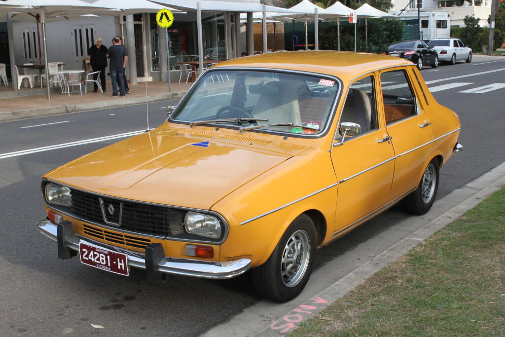 Renault 12