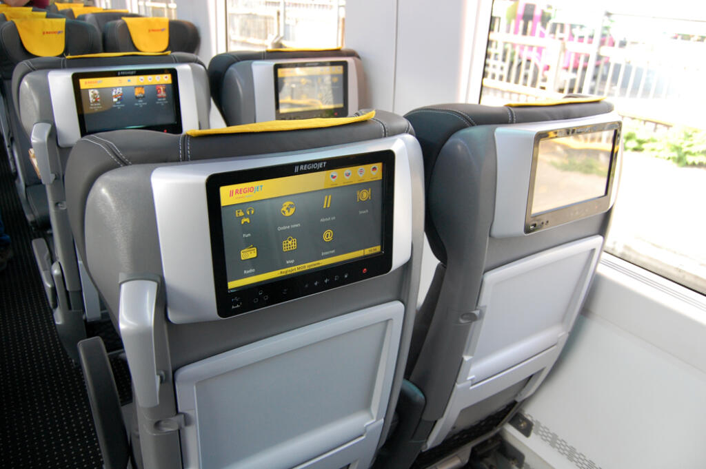 RegioJet Astra interiér 1