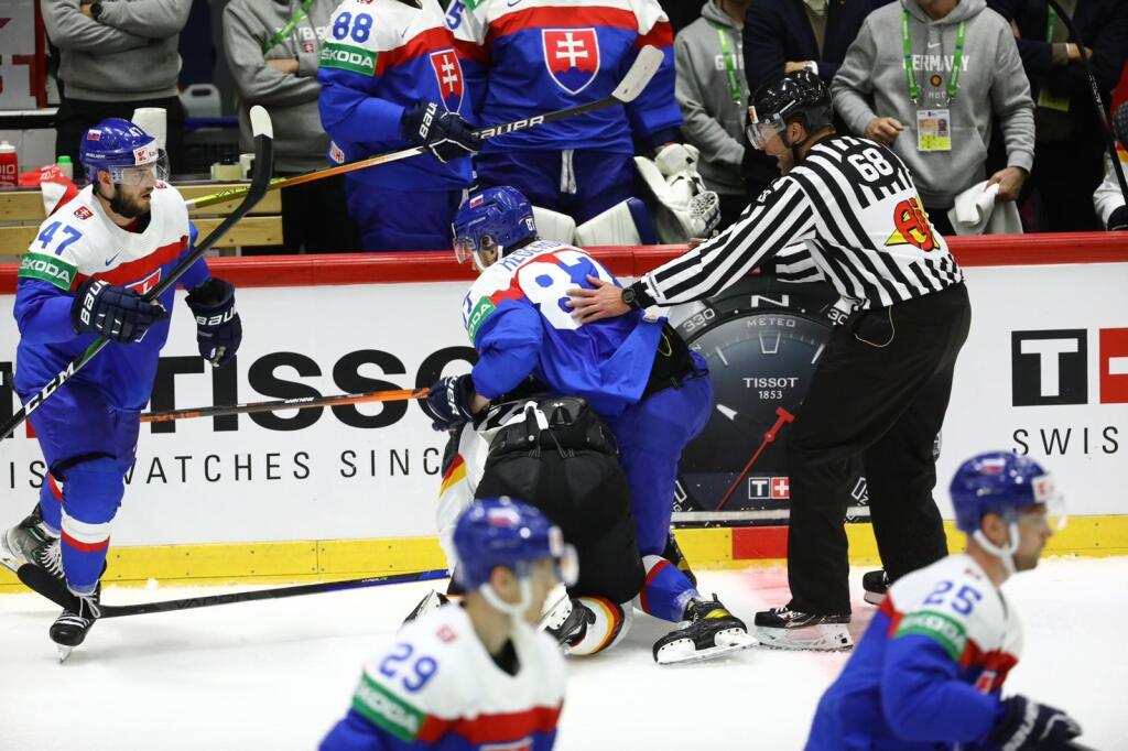 Slovensko - Nemecko po prvej tretine 0:0.