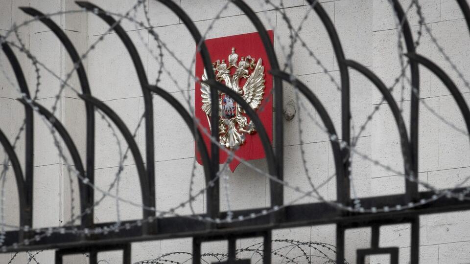 WA 96 Kyjev - Na snímke budova ruského veľvyslanectva v Kyjeve v sobotu 12. februára 2022. Rusko stiahlo z Ukrajiny časť svojich diplomatických zamestnancov pre obavy z