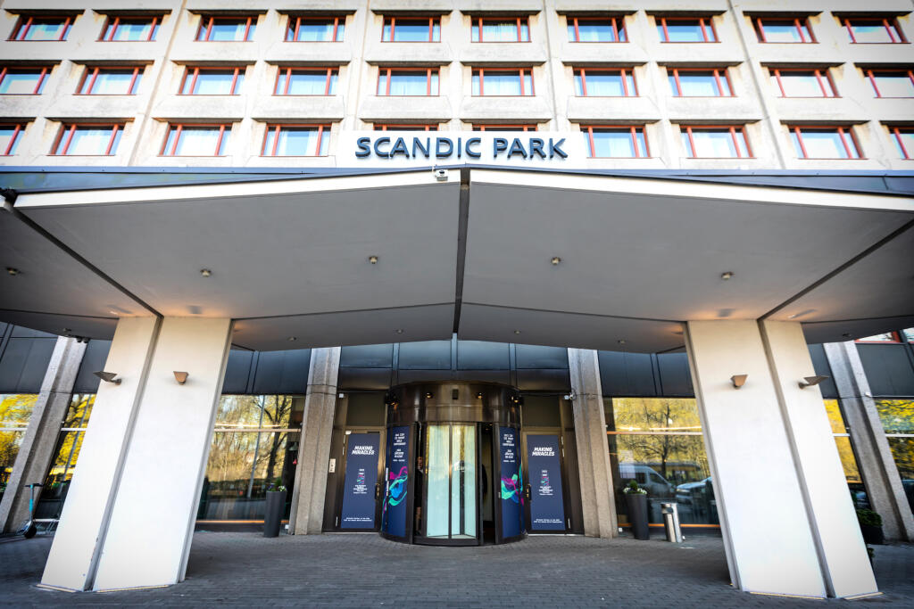 Slovenskí hokejoví reprezentanti sú počas šampionátu ubytovaní v luxusnom hoteli Scandic Park Helsinki.