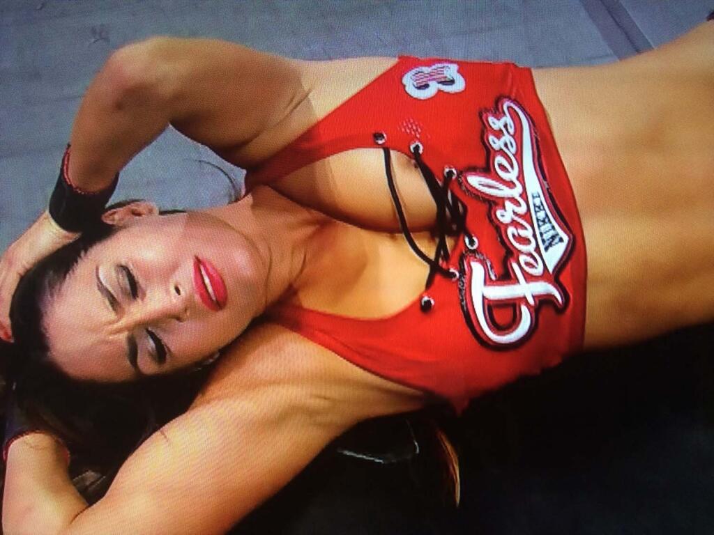 Nikki Bella patrí medzi najsexi športovkyne sveta, ale teraz si dá od ringo...