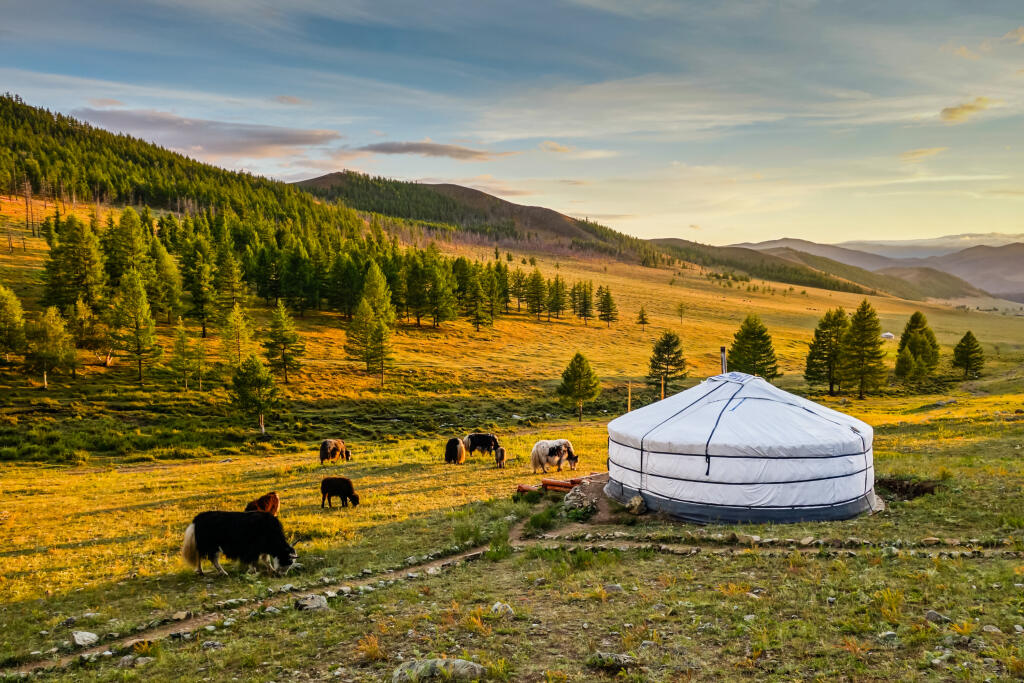 Sunset,Over,Mongolian,Valley