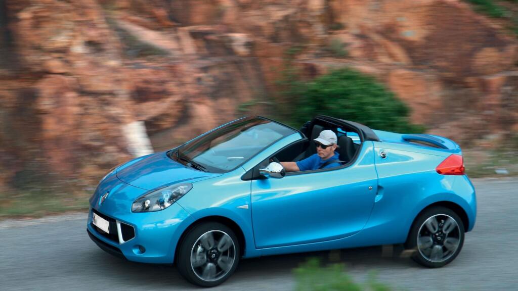 Renault Wind.
