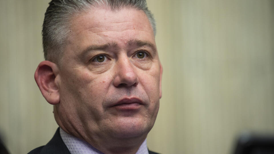 Na snímke dočasne poverený minister vnútra SR Roman Mikulec (OĽaNO) počas 145. rokovania vlády SR 12. apríla 2023 v Bratislave.