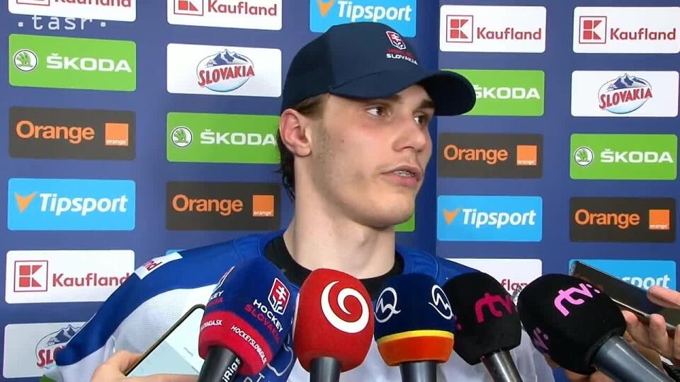 Juraj Slafkovský po zápase s Francúzskom.
