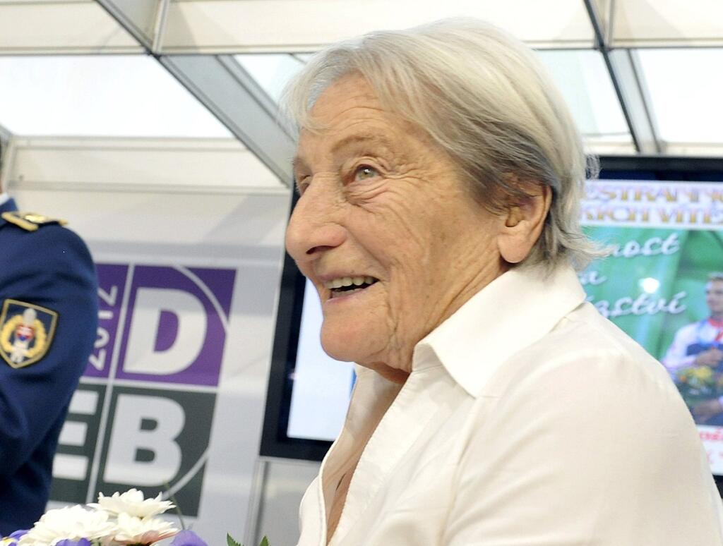 Na archívnej snímke Dana Zátopková.