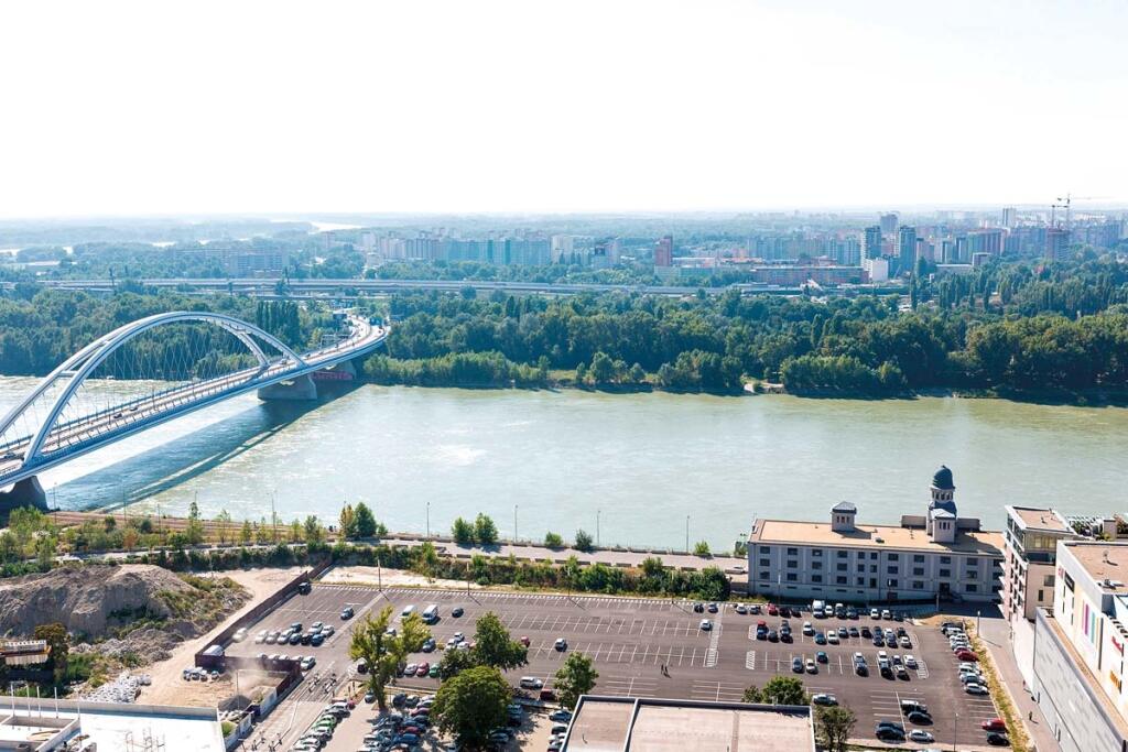 Eurovea 2 - pozemok, na ktorom vyrastie rozšírenie komplexu