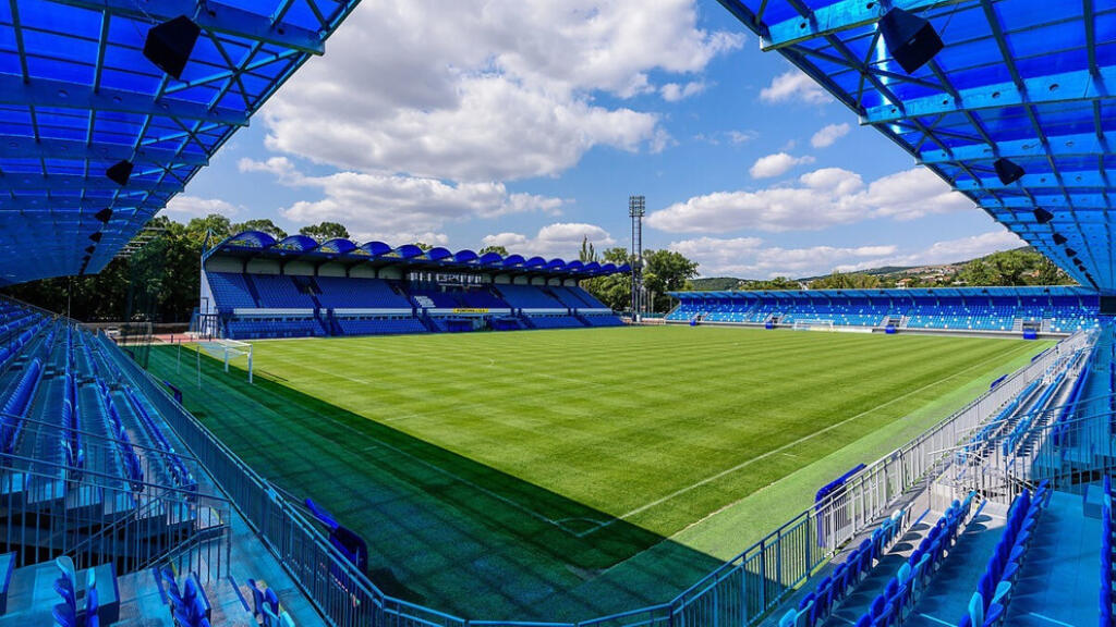 Zvažovať sa tiež bude štadión v Poprade, ktorý je zároveň súčasťou Národného futbalového centra.